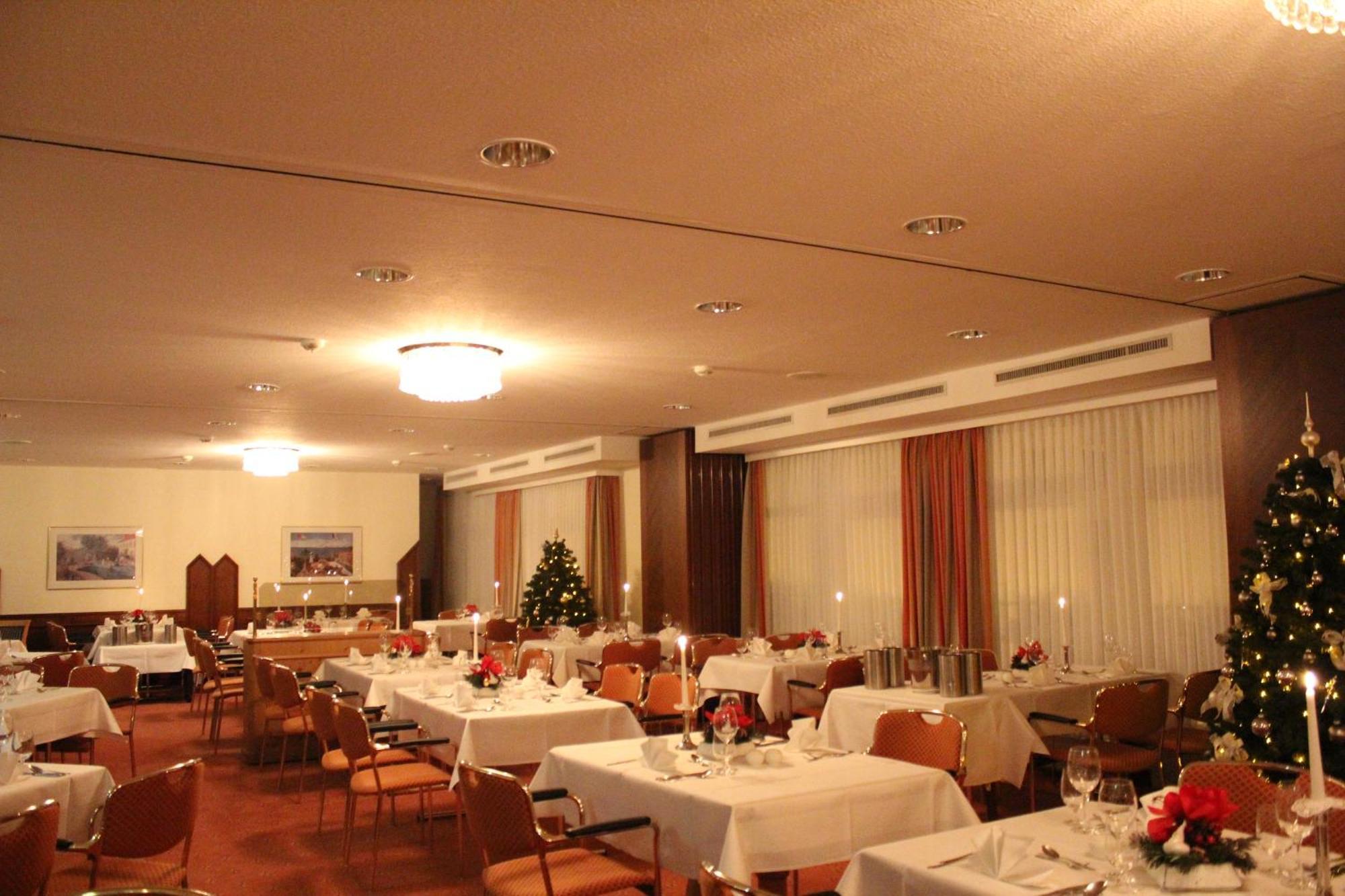 Hotel Ringhotel Weisser Hirsch 4*